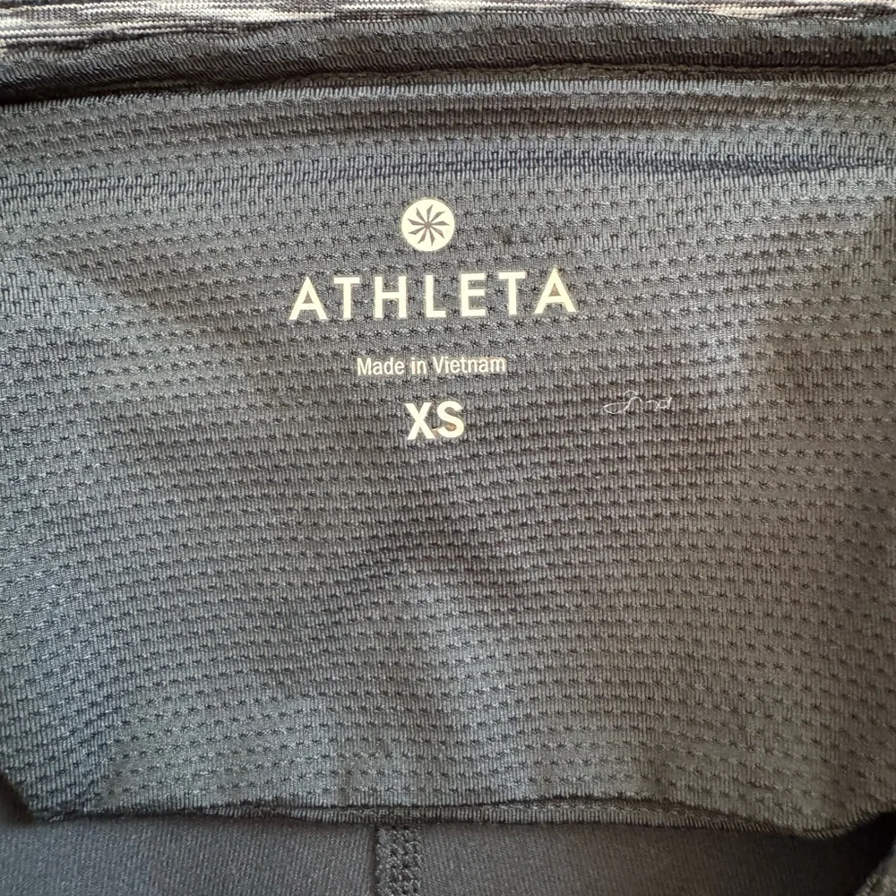 Athleta no flaws